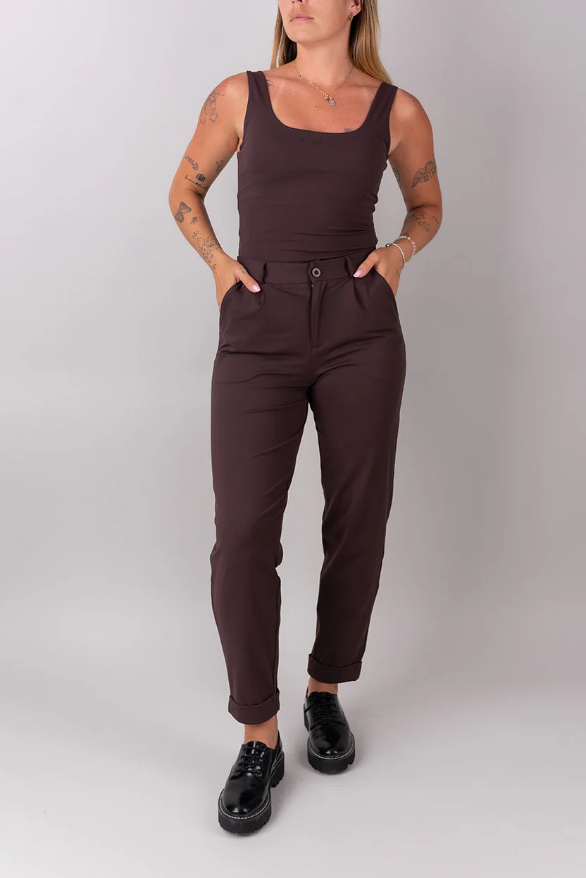 Pantaloni a matita da ufficio