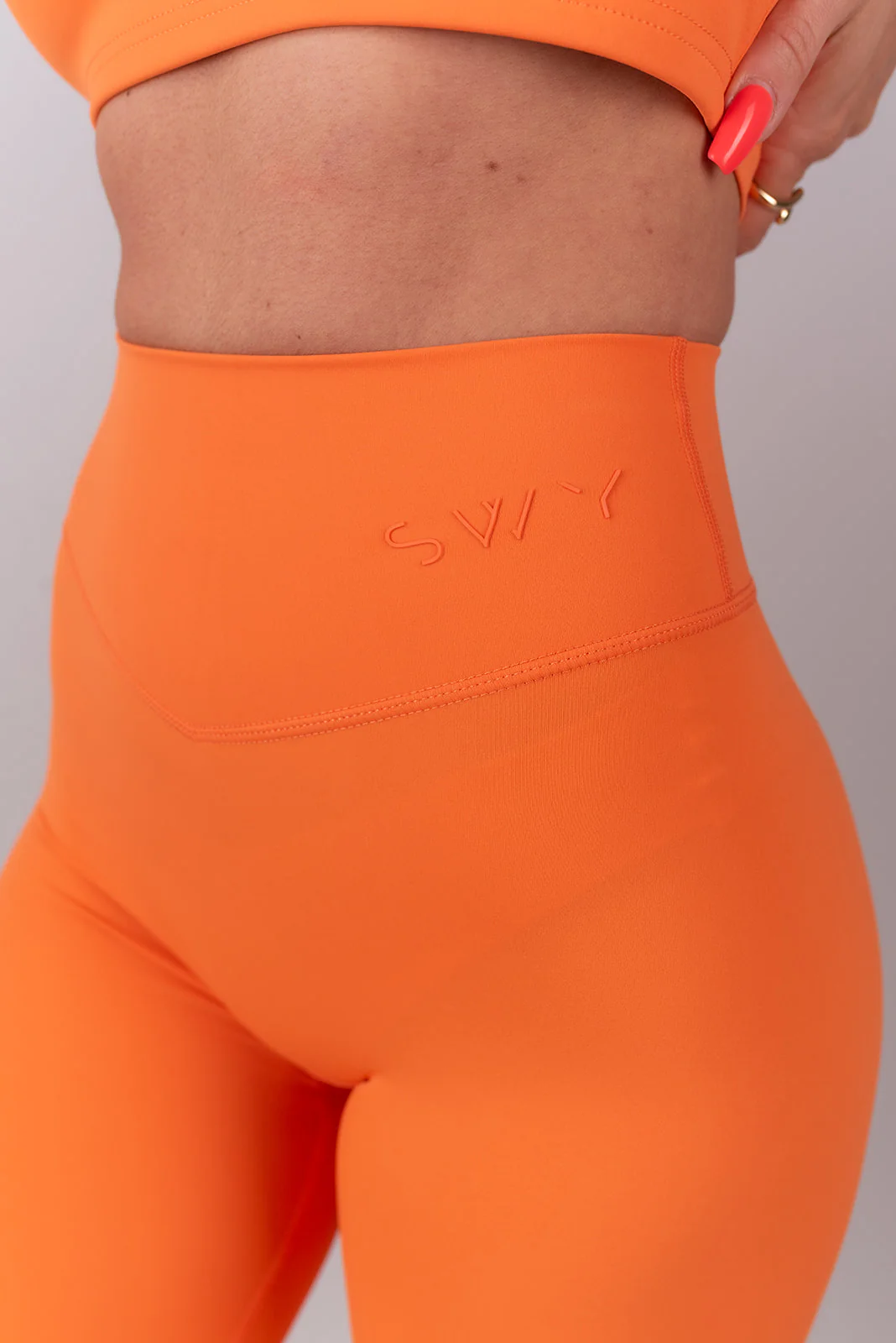 Sleek Classic Leggings - Image 4