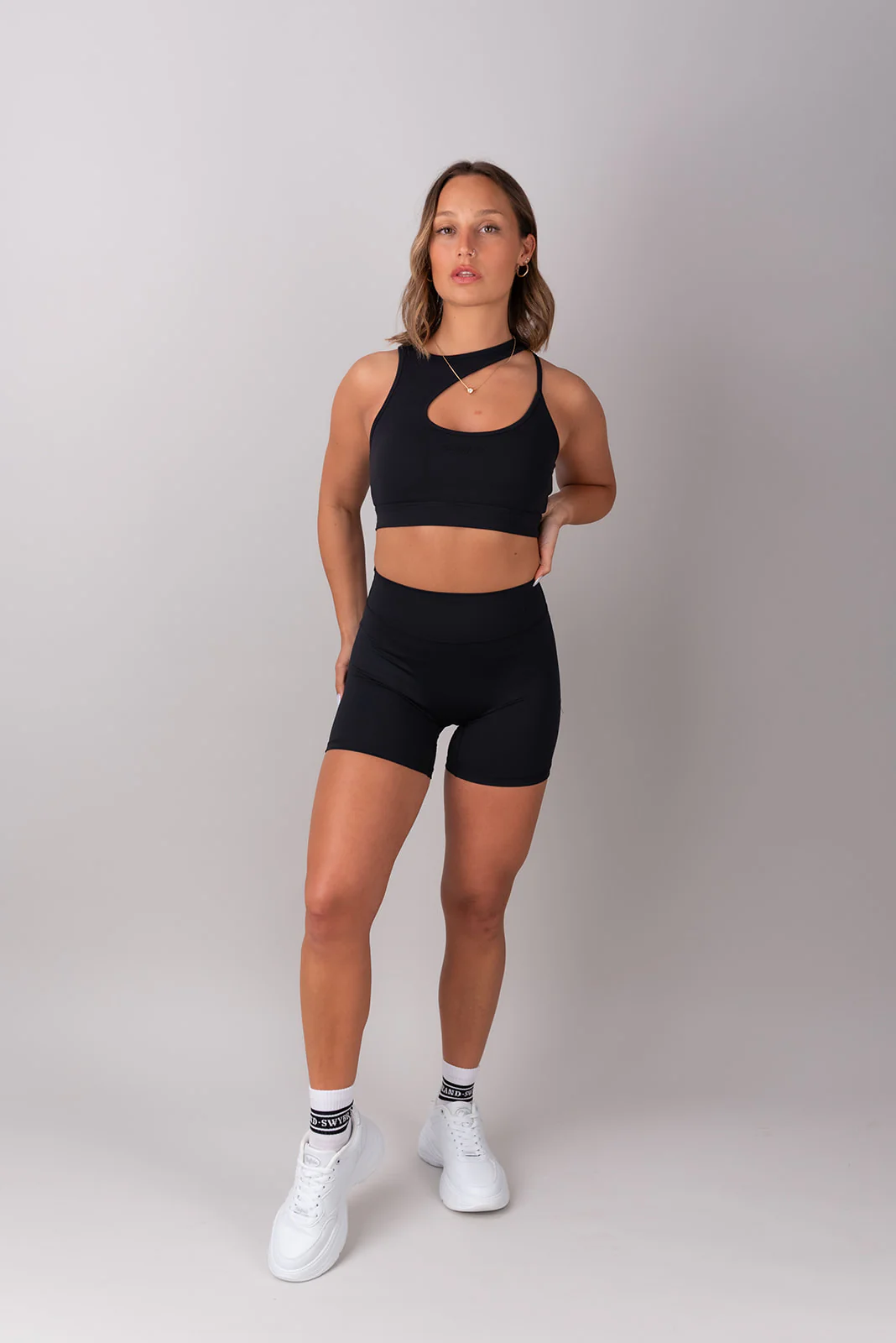 Sleek Reggiseno Cut-Out - Image 5