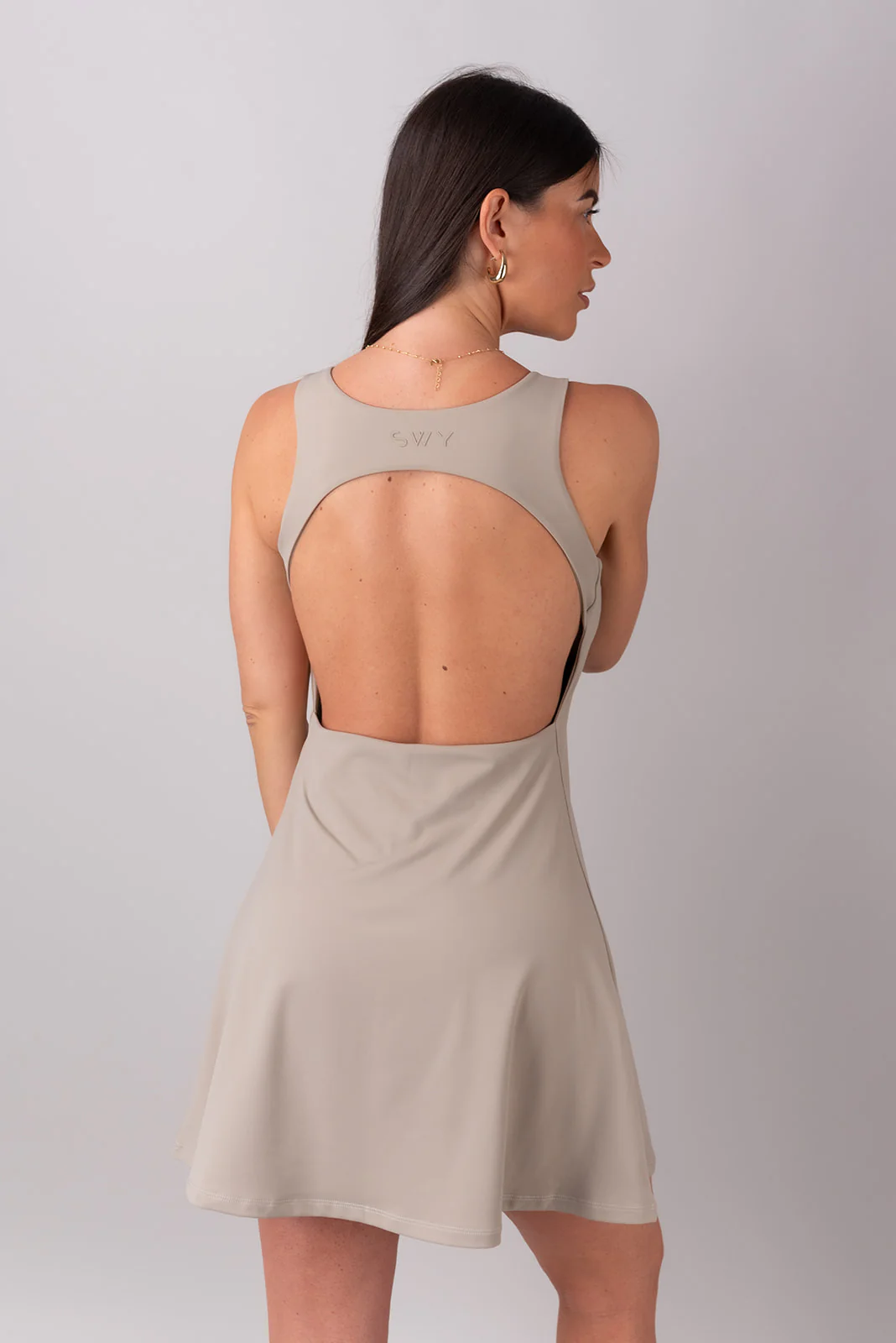 Sleek Vestito