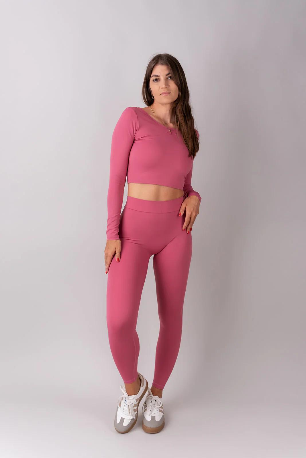 Sleek Manica Lunga - Image 6