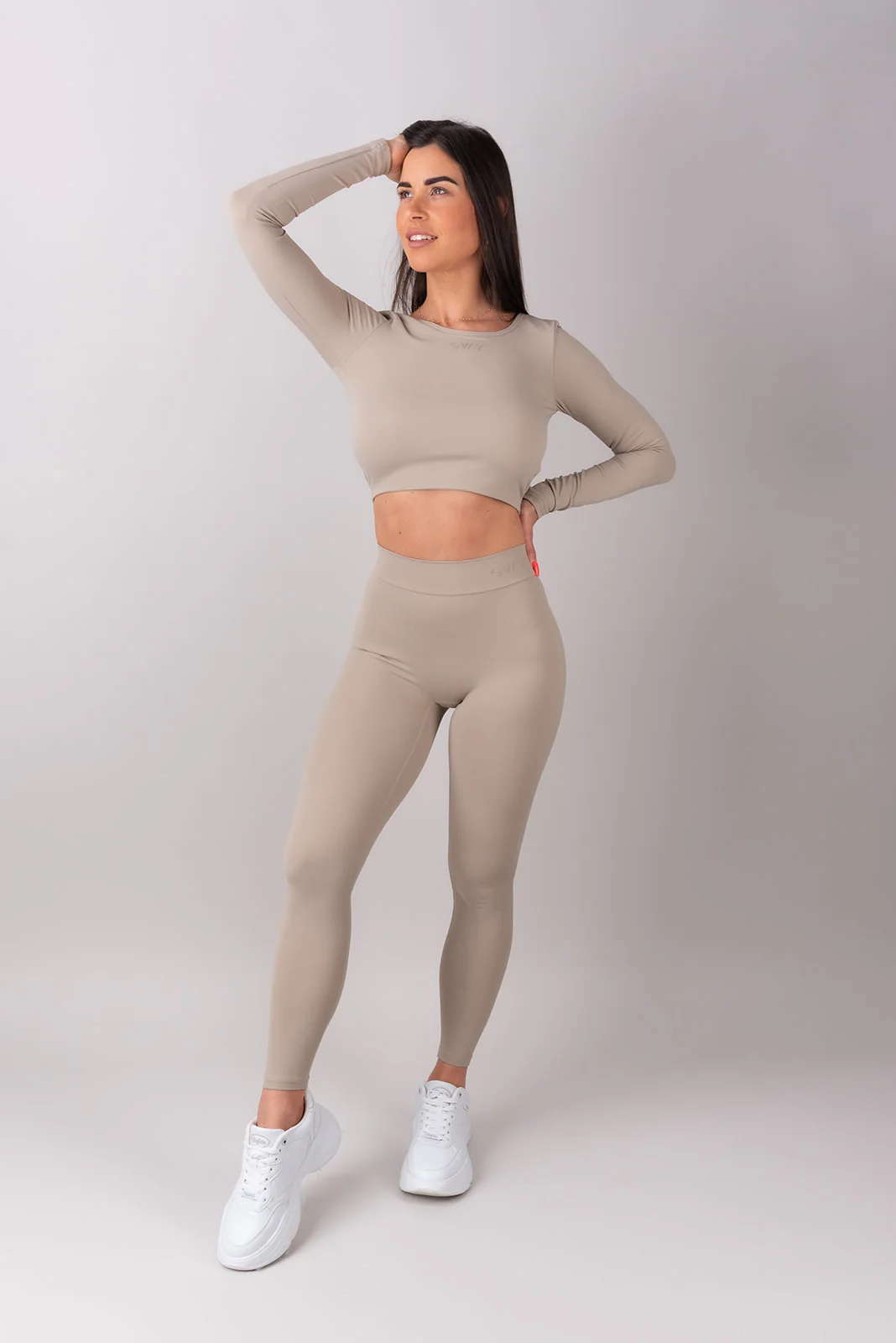 Sleek Manica Lunga - Image 5
