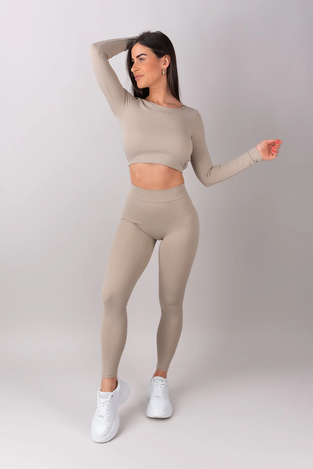 Sleek Manica Lunga - Image 7