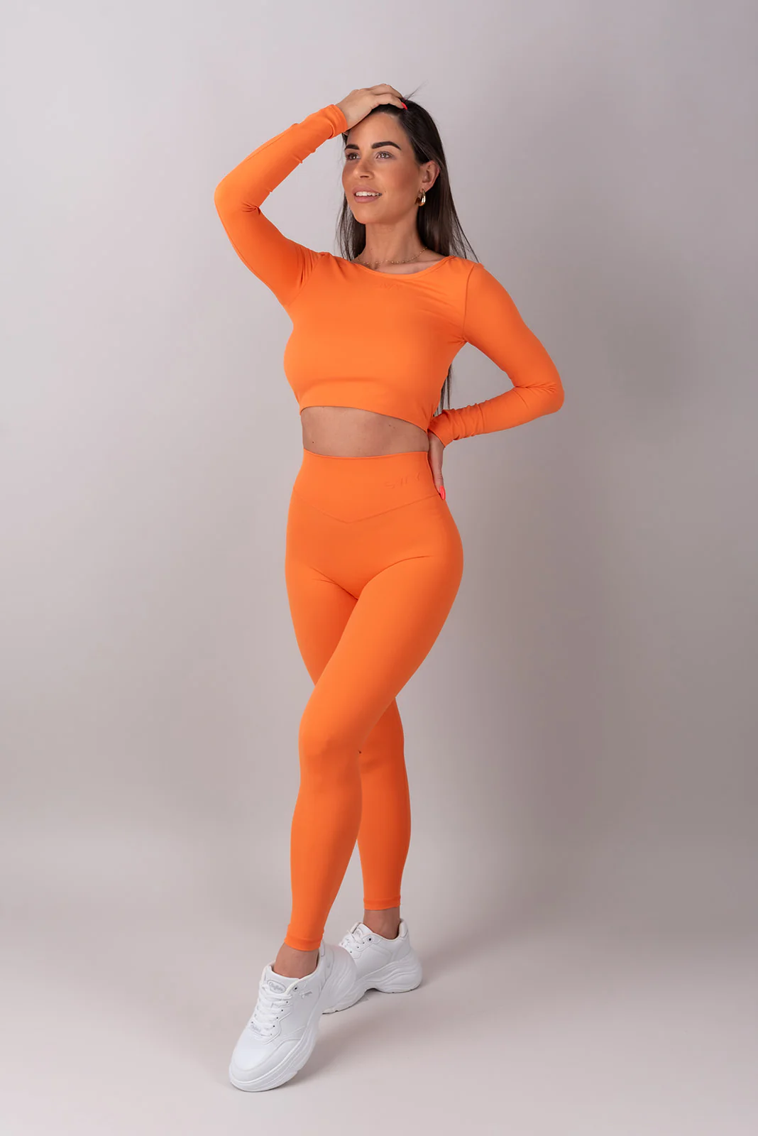Sleek Manica Lunga - Image 5