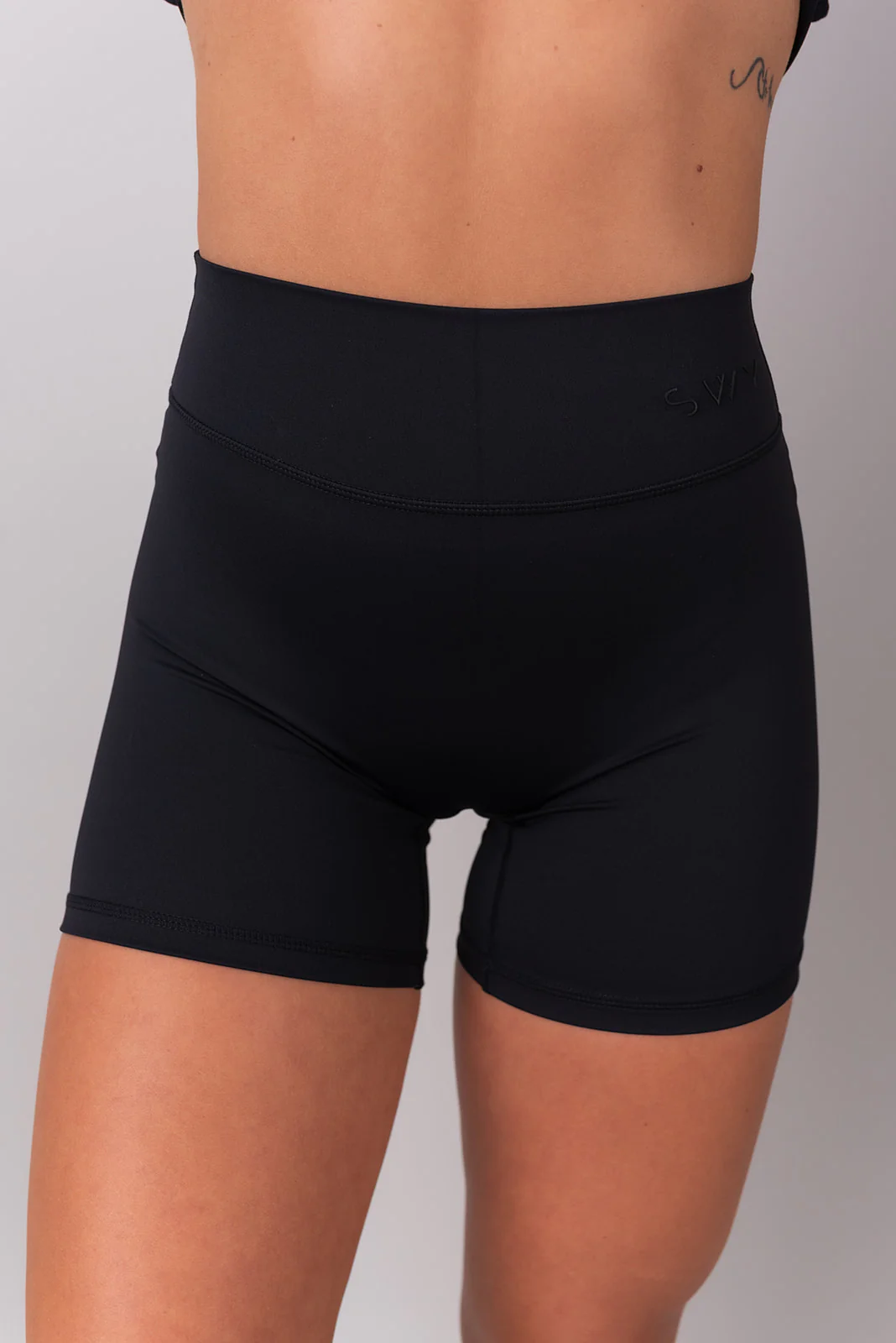 Sleek Pantaloncini  - Image 2