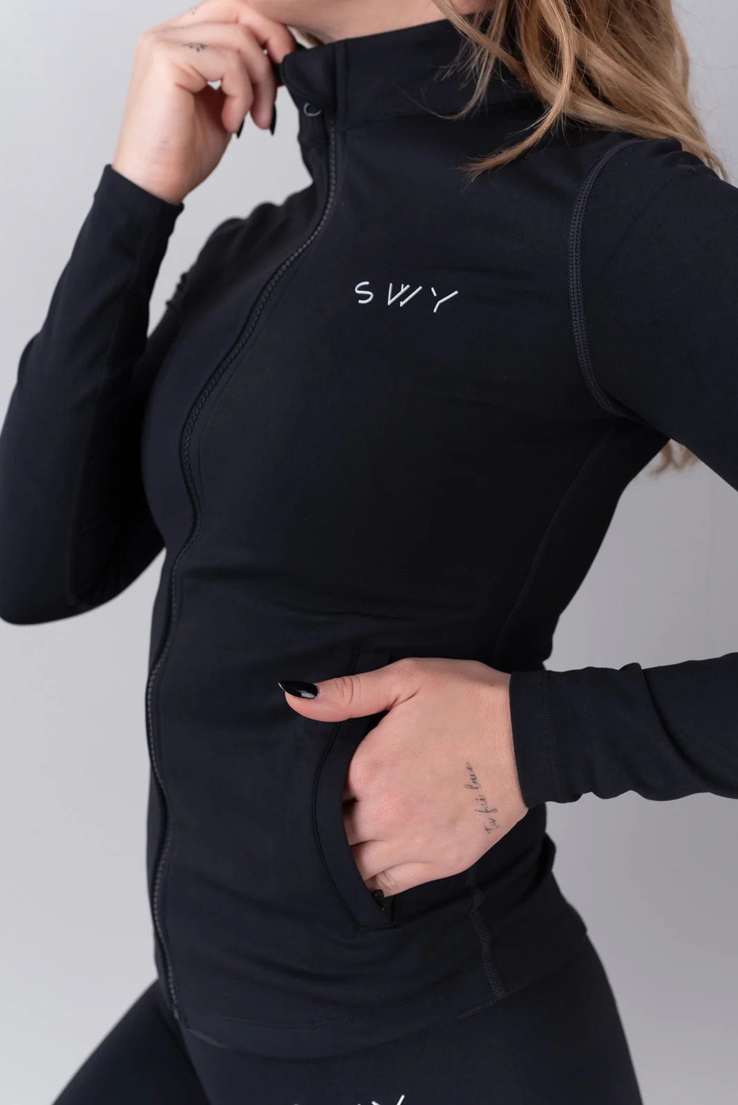 SoftLux Maglia Con Zip - Image 6